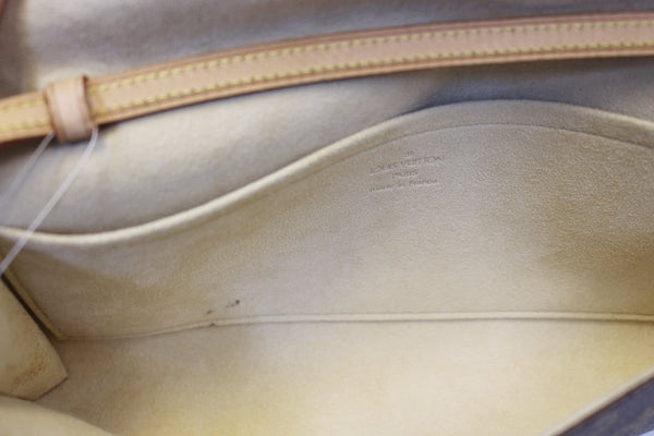 LOUIS VUITTON Monogram Canvas Pochette Twin GM Shoulder Crossbody Bag