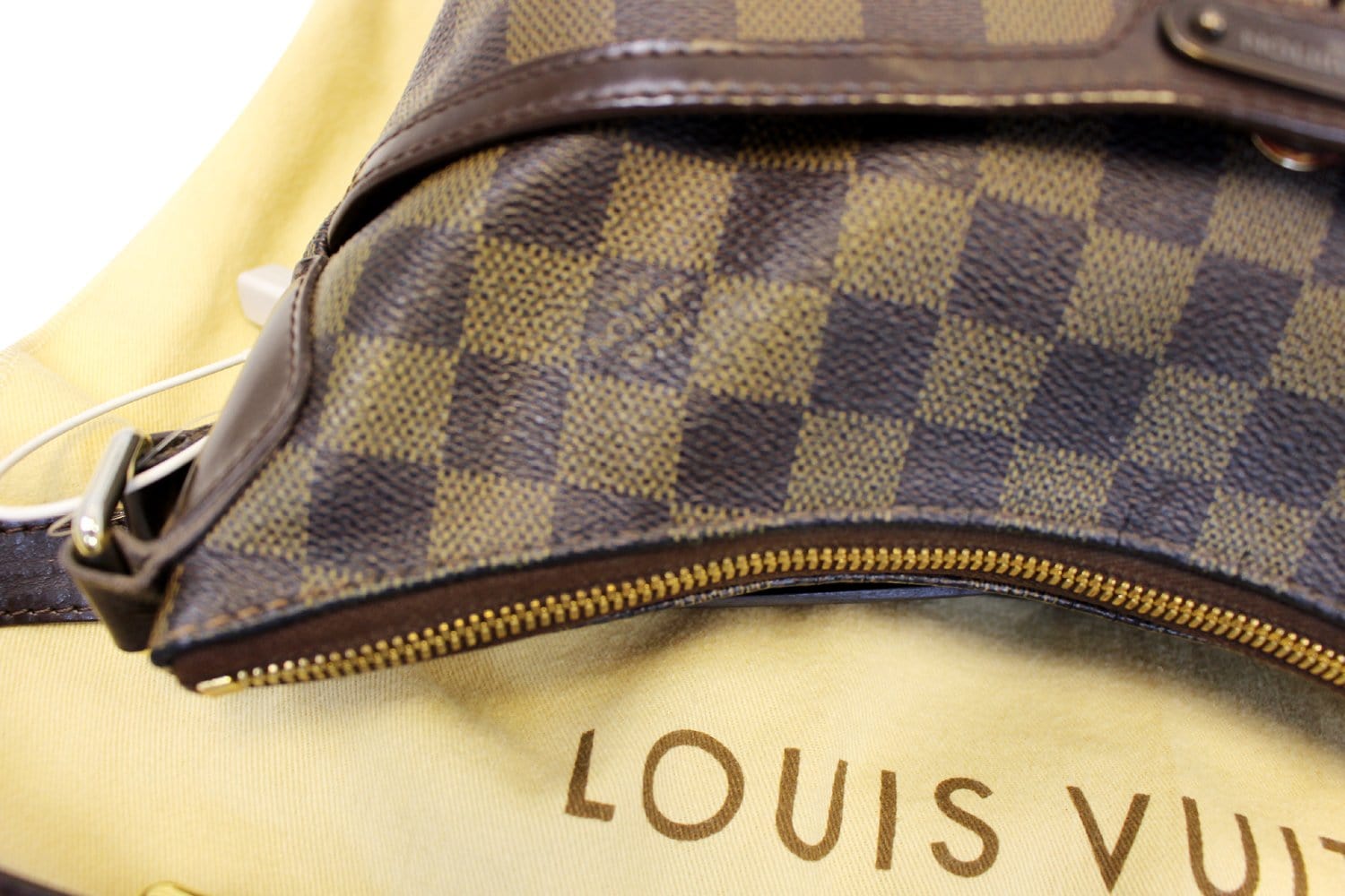 Louis Vuitton Ebene Bloomsbury PM Crossbody Bag – The Closet