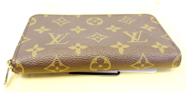 LOUIS VUITTON Monogram Canvas Zippy Compact NM Wallet