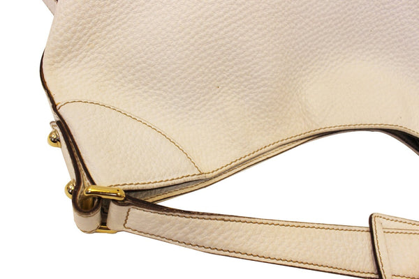 GUCCI 137386 White Leather Saddle Shoulder Bag