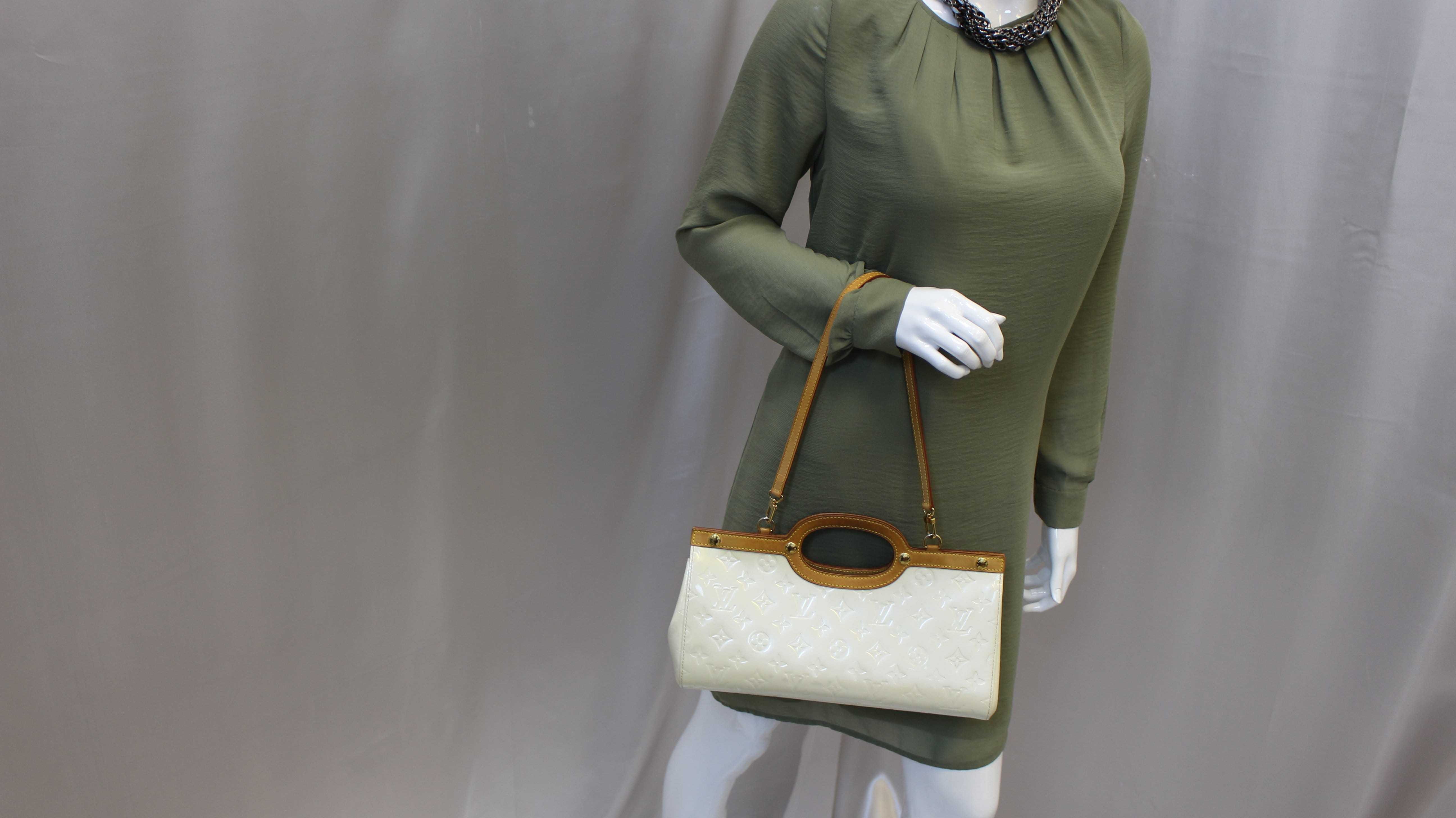 Louis Vuitton Vernis Roxbury Drive Handbag