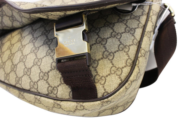 Gucci Supreme - Gucci Canvas Medium Messenger Bag - leather