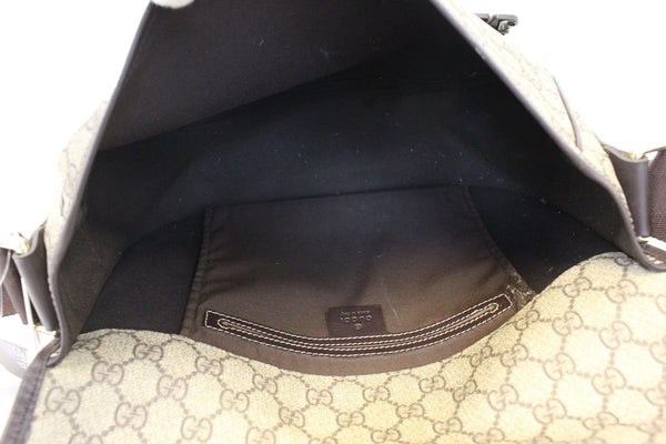 Gucci Supreme - Gucci Canvas Medium Messenger Bag - inside view