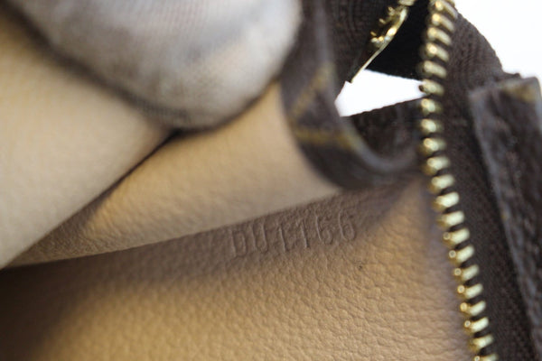 LOUIS VUITTON Monogram Poche Toilette 15 Cosmetic Case