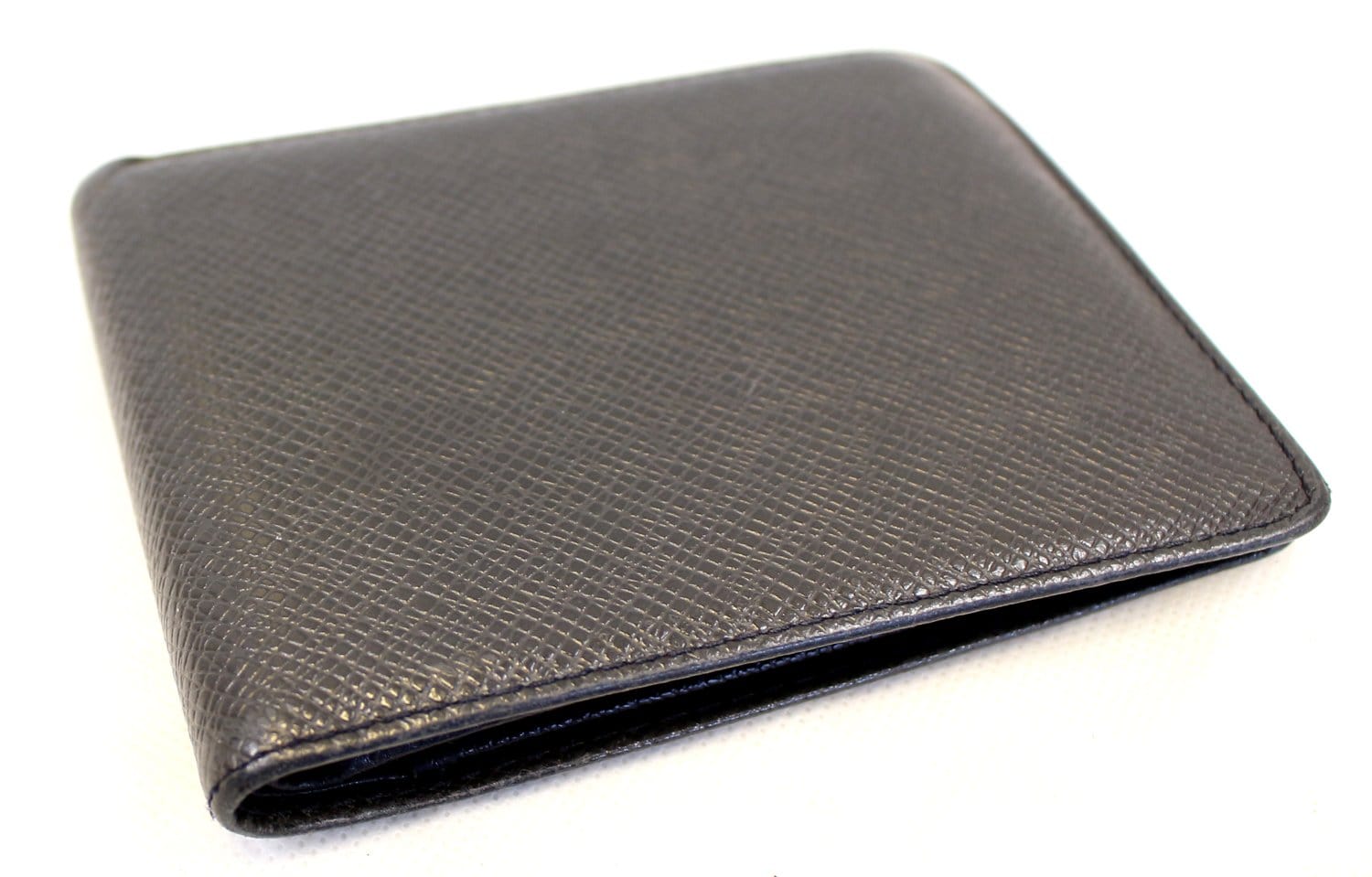 Louis Vuitton Black Taiga Leather Slender Bifold Wallet
