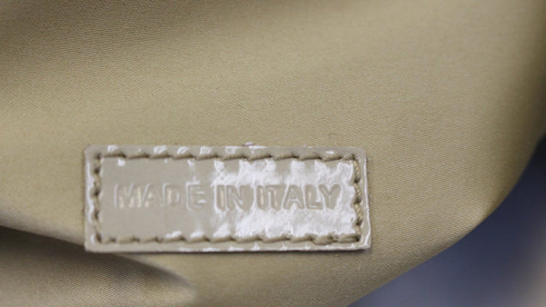 Burberry Hobo Handbag - Tag