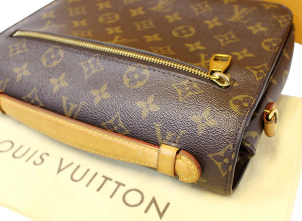 LOUIS VUITTON Monogram Canvas Metis Pochette Crossbody Bag