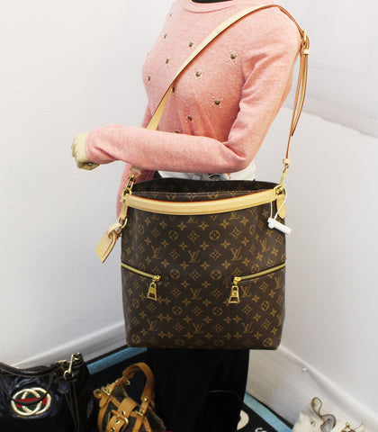 LOUIS VUITTON Monogram Melie Hobo Shoulder Bag