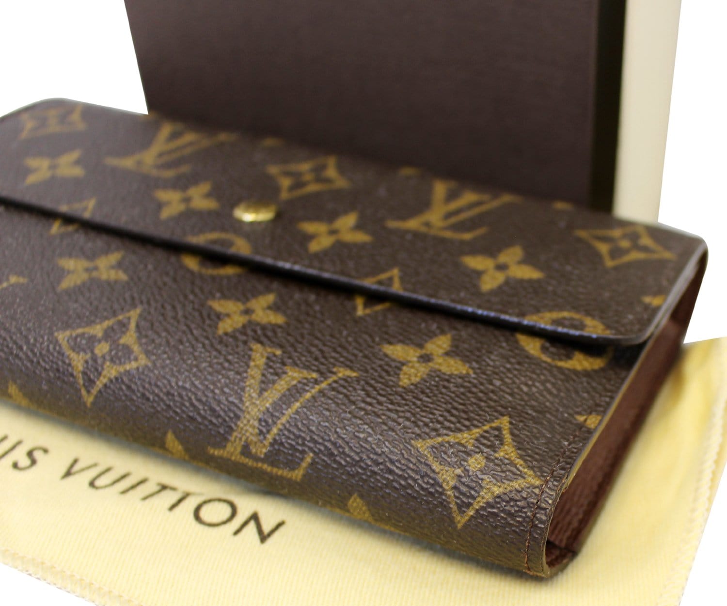 Louis Vuitton International Long Trifold Wallet Monogram Canvas – l'Étoile  de Saint Honoré