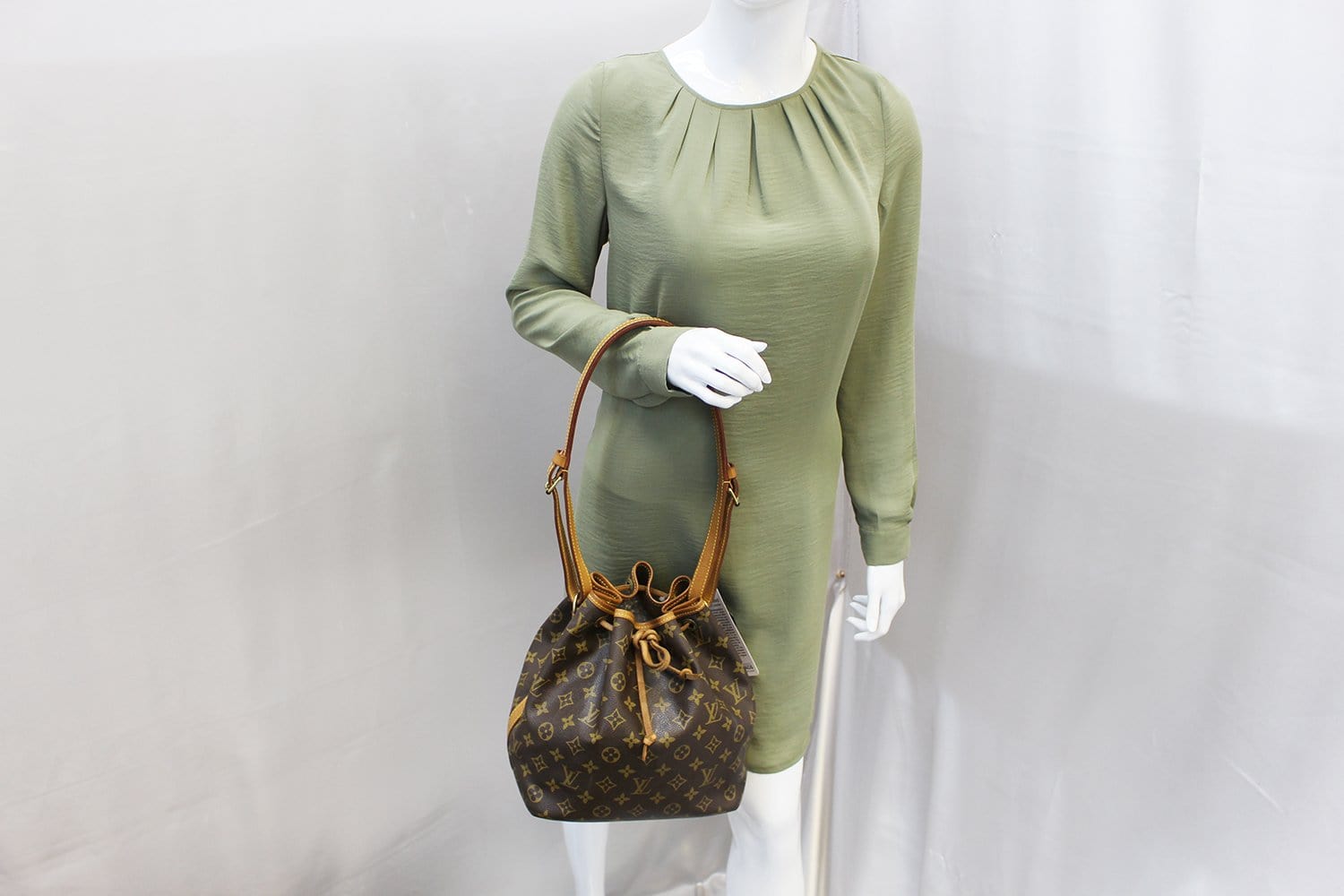 Louis Vuitton Monogram Petit Noe Shoulder Bag Handbag Browns