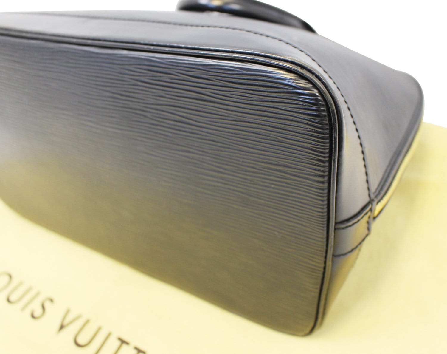 Authentic Louis Vuitton Black Epi Leather Alma PM Hand Bag – Paris Station  Shop