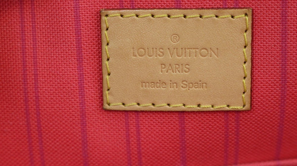 Louis Vuitton Calvi Damier Azur Shoulder Bag - lv logo