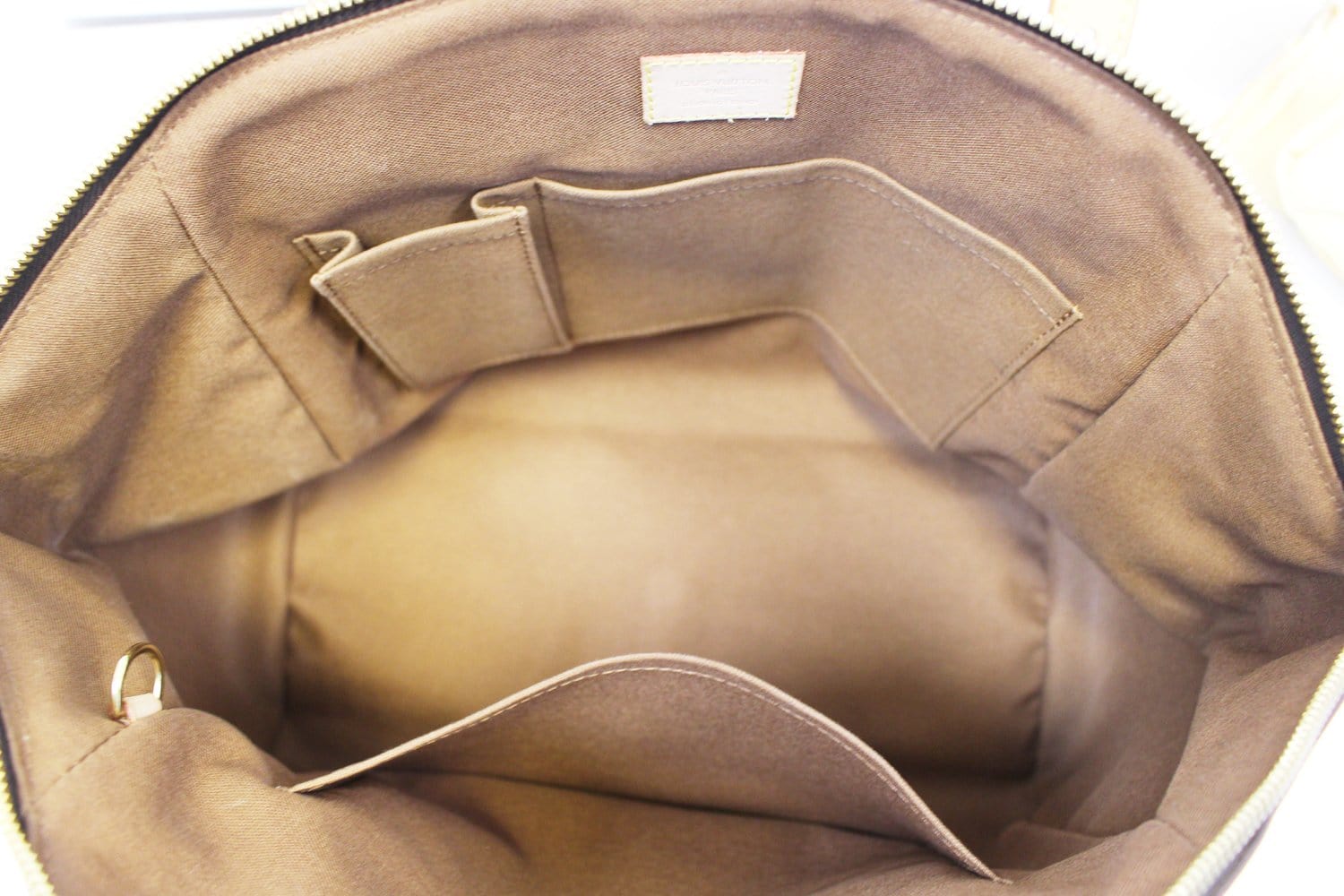 Louis Vuitton Monogram Tivoli GM Shoulder Bag - L 14.2 x H 8.7 x D