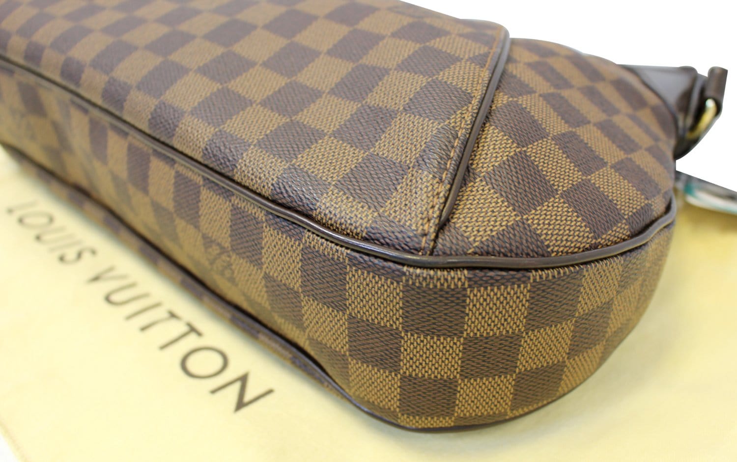 Louis Vuitton Ebene Thames GM Bag – The Closet