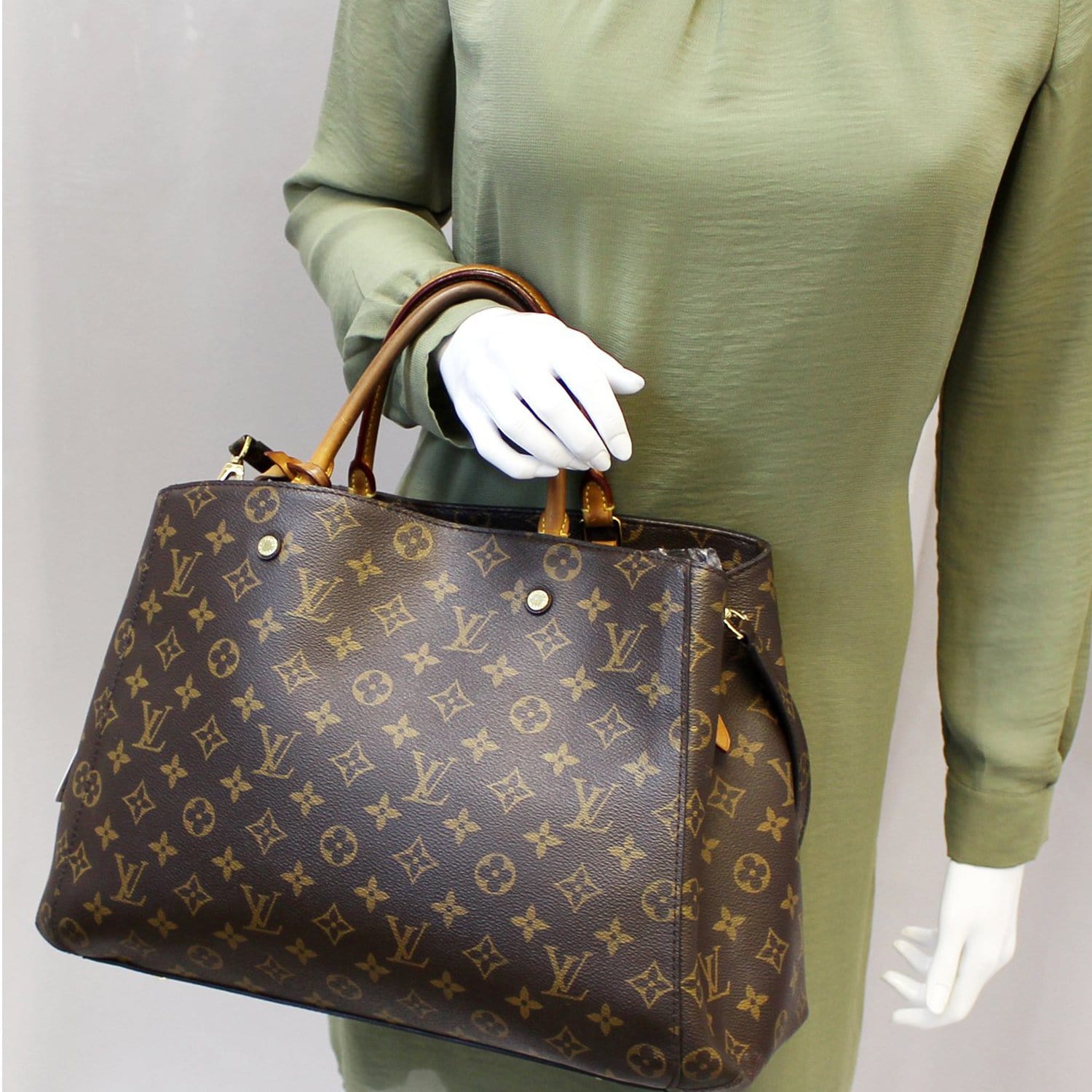 LV Montaigne damier, Luxury, Bags & Wallets on Carousell