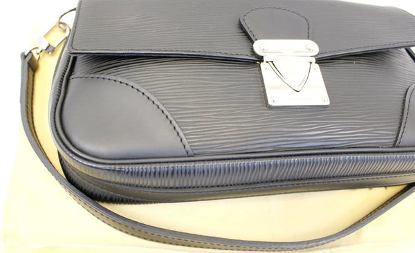LOUIS VUITTON Black Epi Leather Segur Pochette Bag