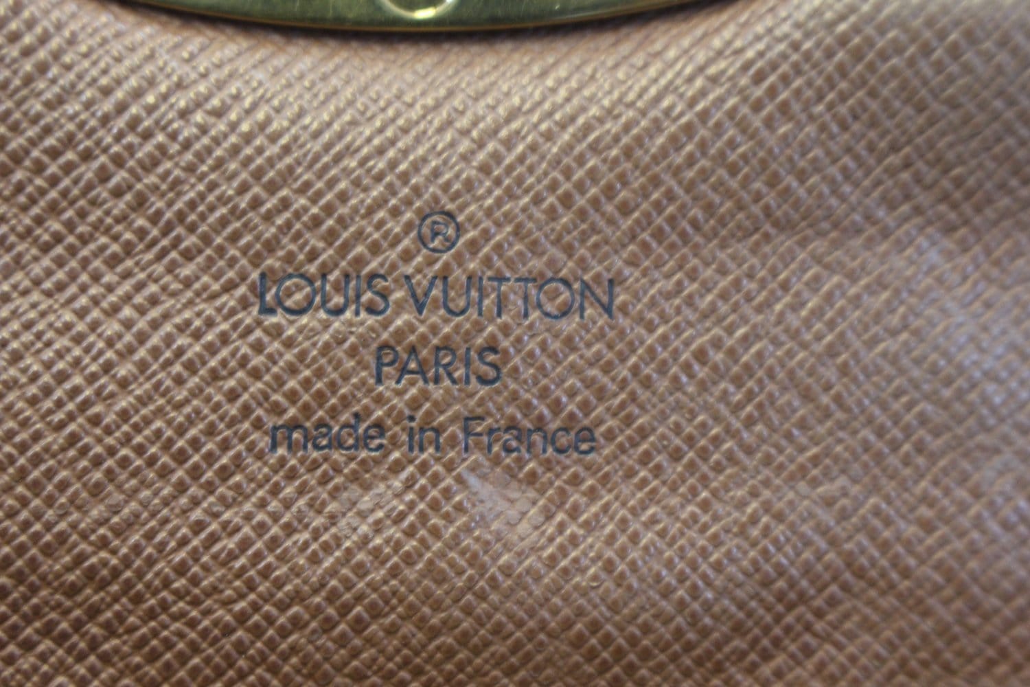 Louis Vuitton Birth Set Pétale Cashmere knitted. Size 3 Months