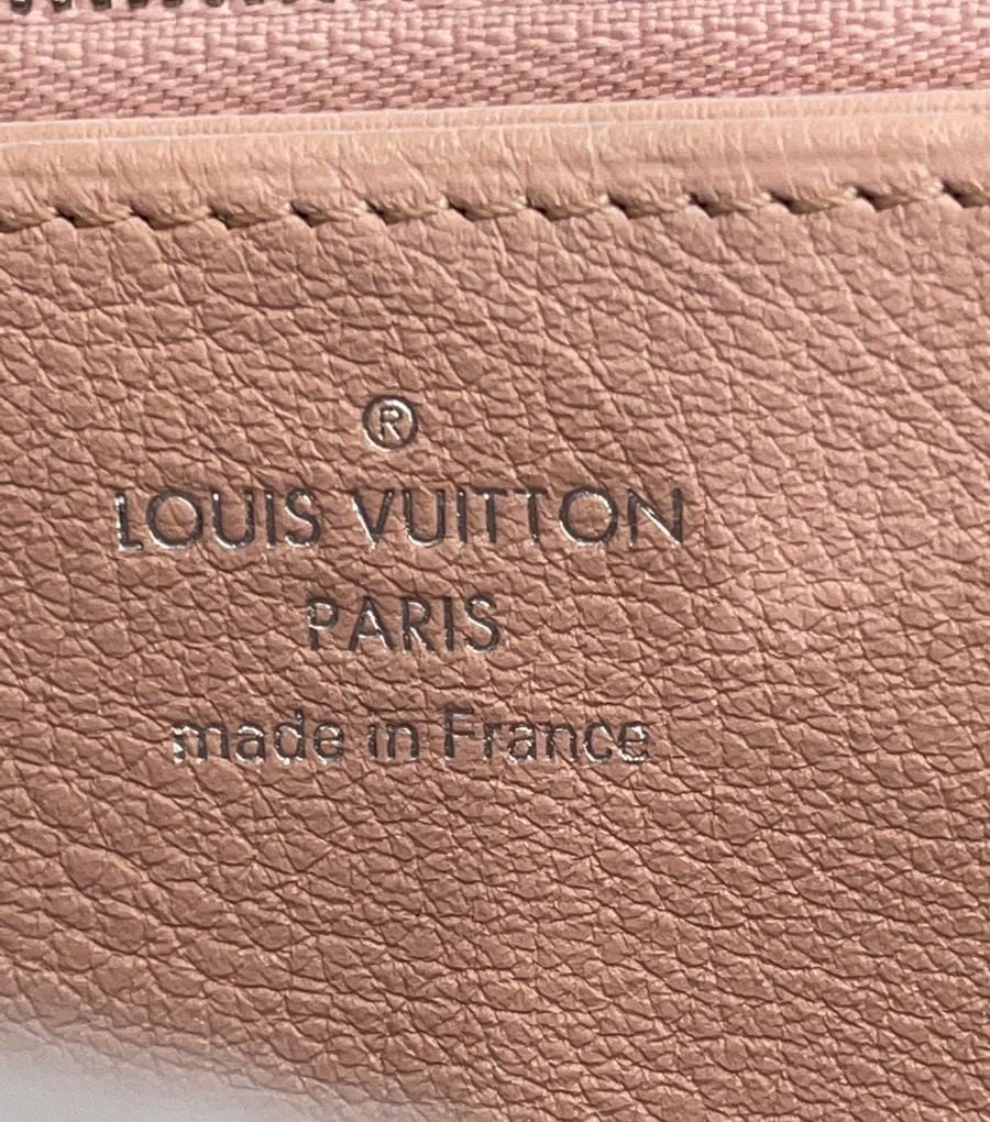 LOUIS VUITTON Zippy Wallet Monogram Mahina Leather M80555 Snow