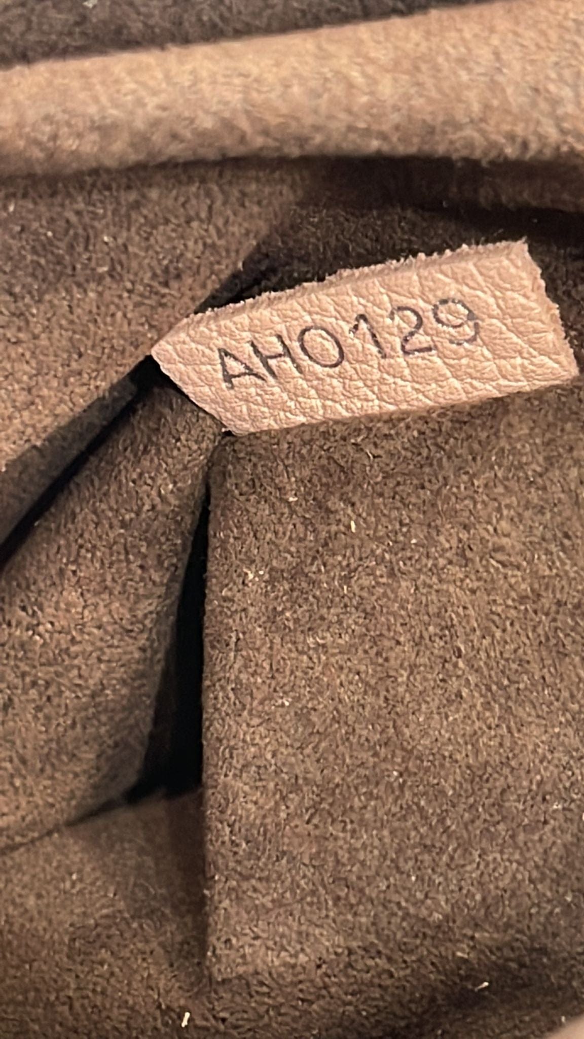 Louis Vuitton Monogram Haumea Mahina Leather M55030 - Magnolia Color