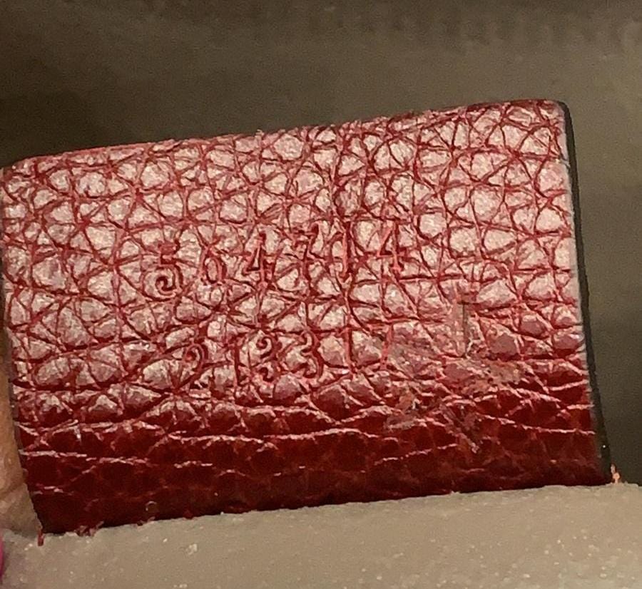 GUCCI Zumi Medium Grainy Leather Top Handle Bag Burgundy 564714