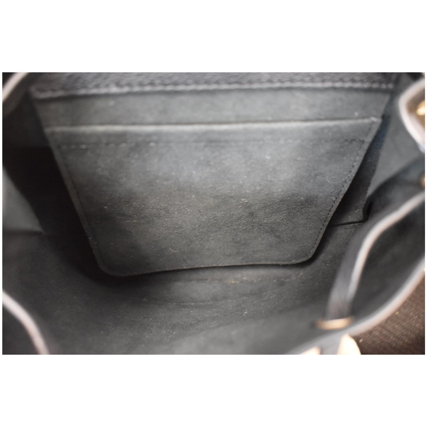 Lockme leather handbag Louis Vuitton Black in Leather - 38057469