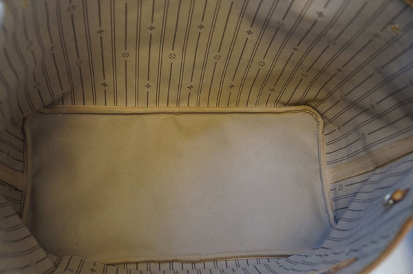 LOUIS VUITTON Monogram Neverfull GM Shoulder Bag